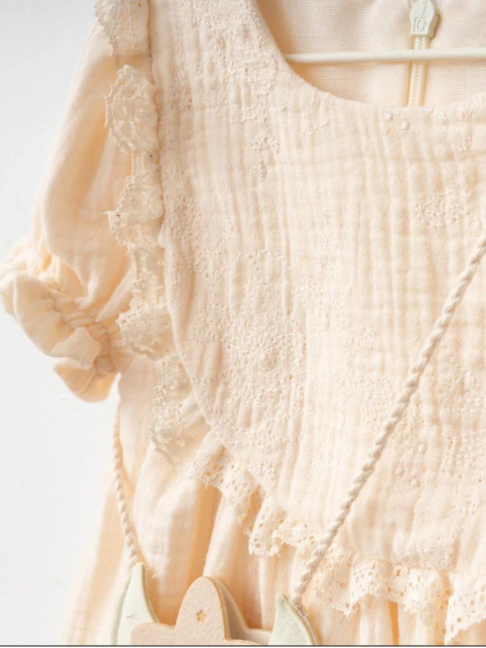 1_0000s_0000s_0001_Layer 151