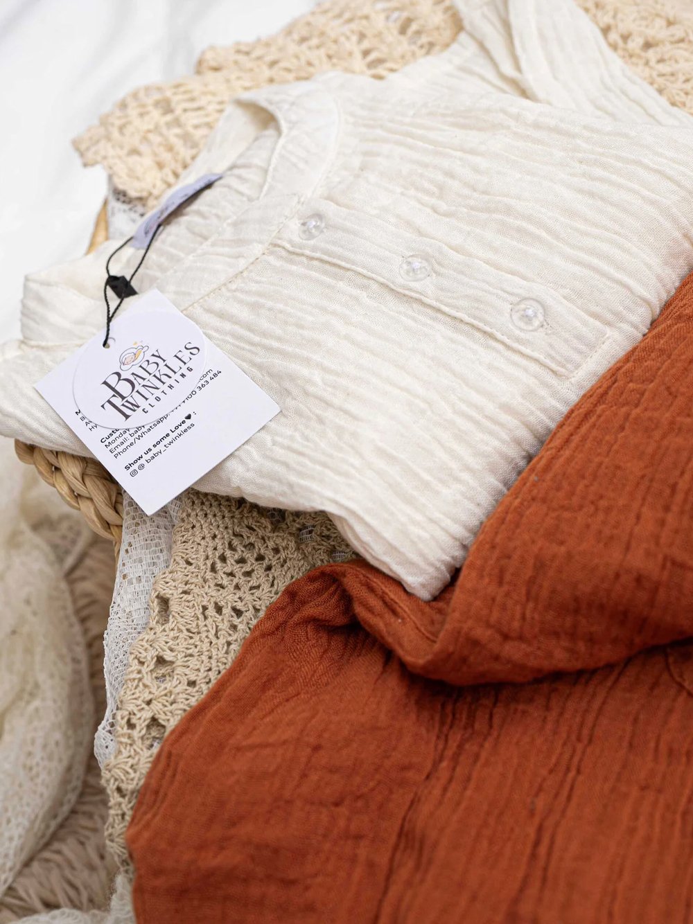 1_0000s_0000s_0001_Layer 165