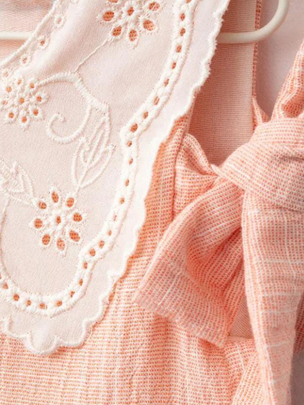 1_0000s_0000s_0001_Layer 220