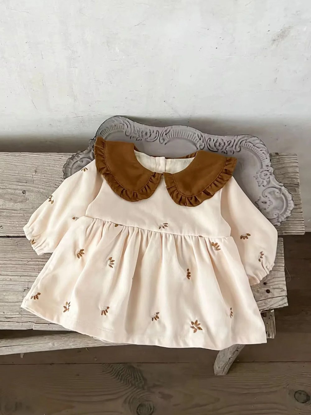 1_0000s_0000s_0002_Layer 126