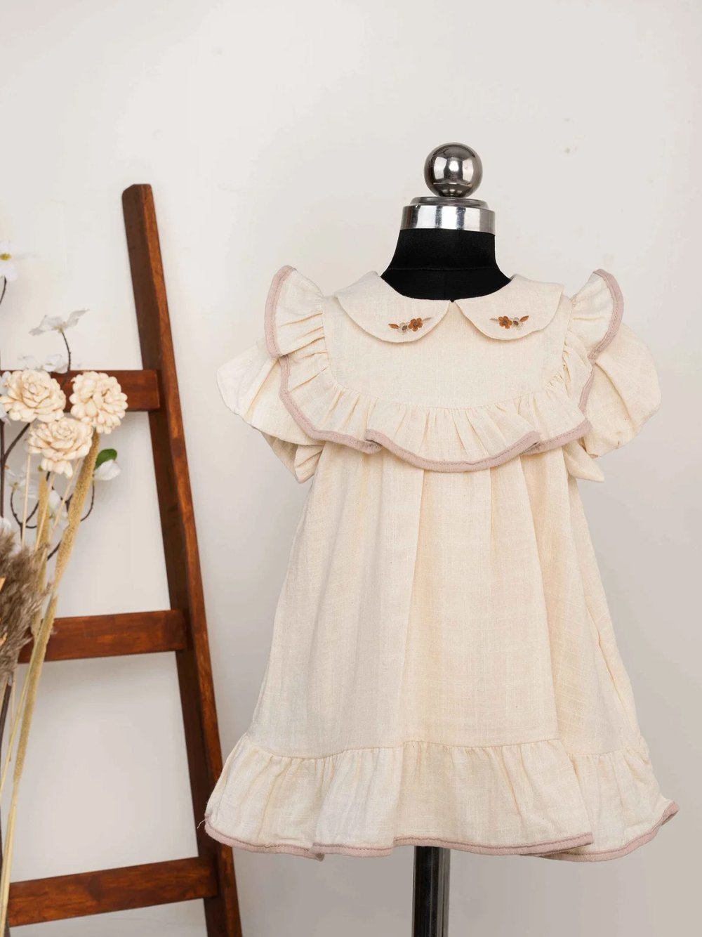 1_0000s_0000s_0002_Layer 195