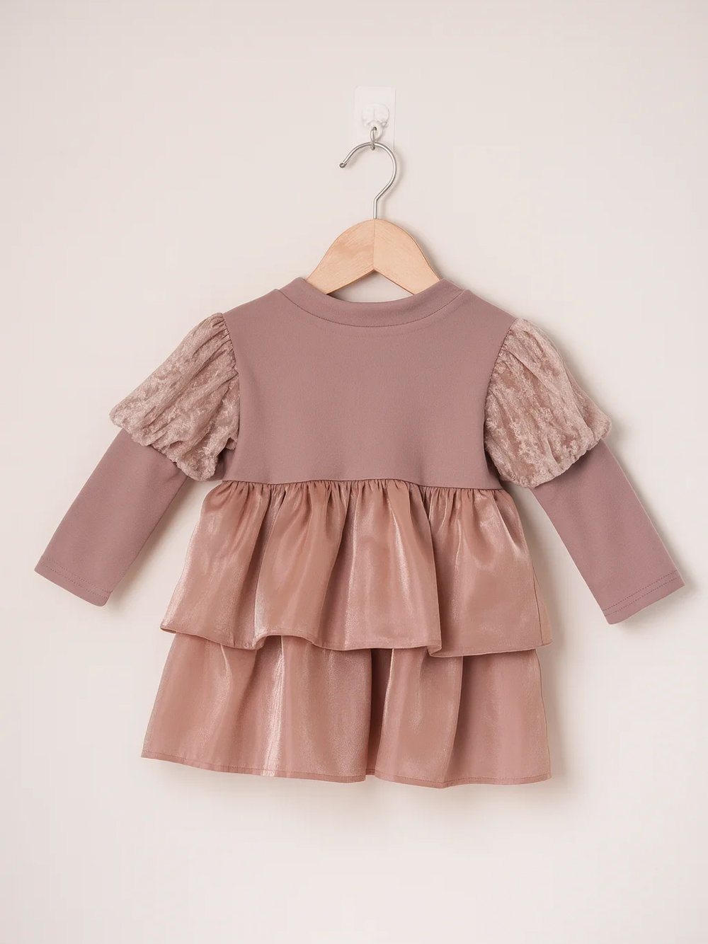 1_0000s_0000s_0002_Layer 261