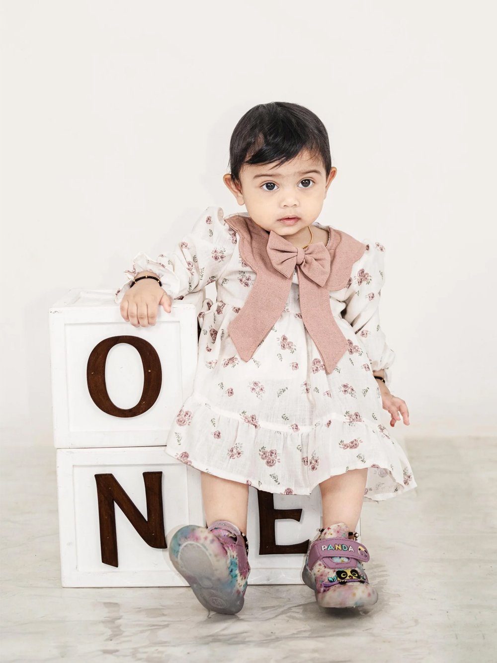 1_0000s_0000s_0003_Layer 106