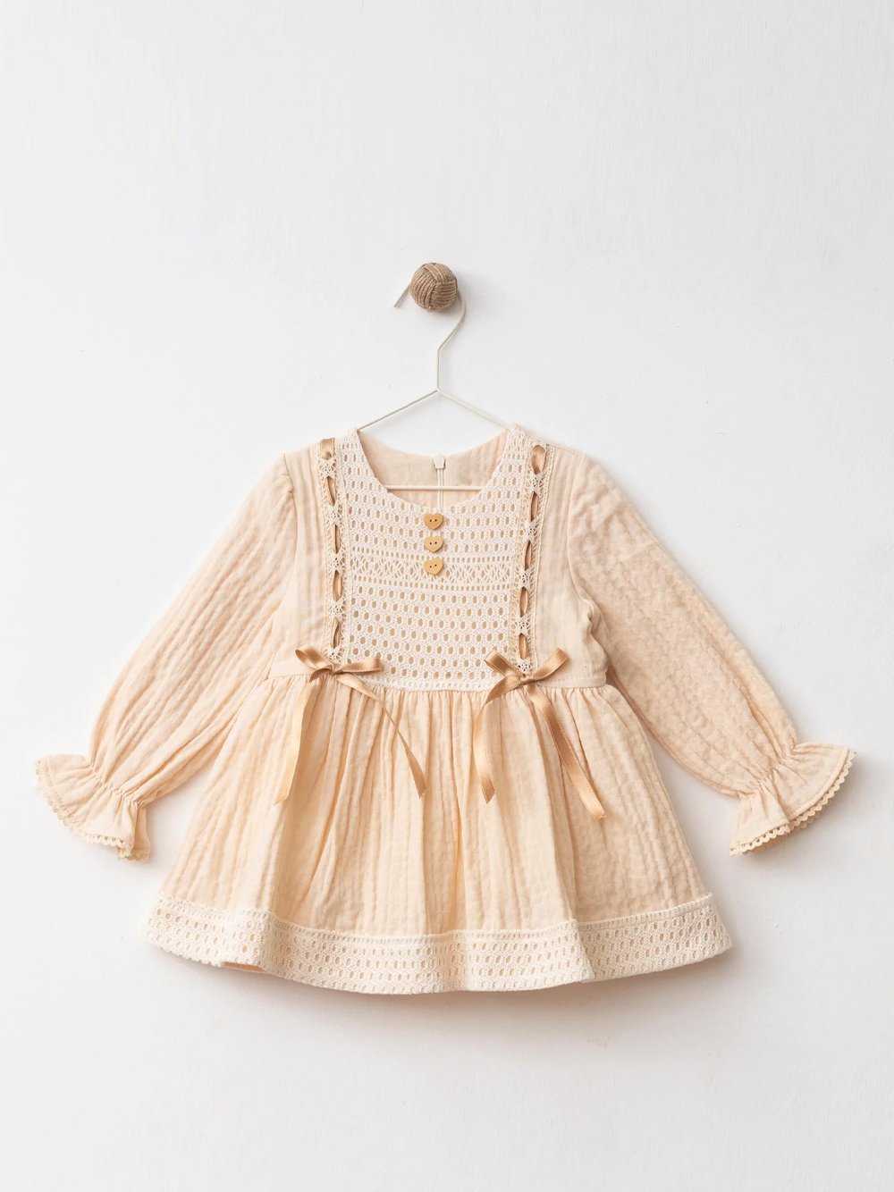 1_0000s_0000s_0003_Layer 274