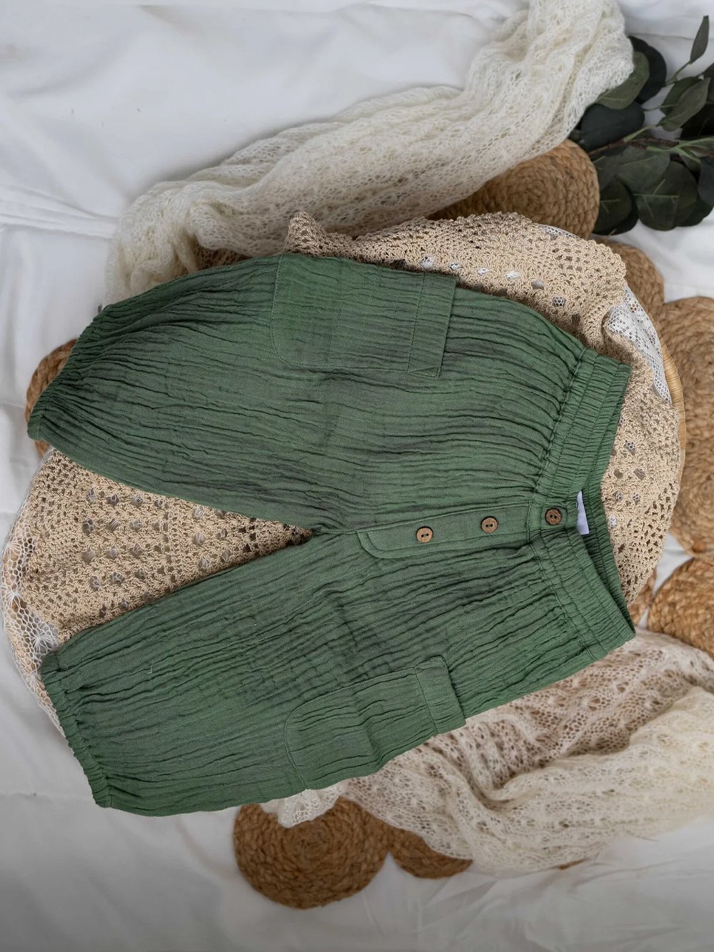 1_0000s_0000s_0004_Layer 135