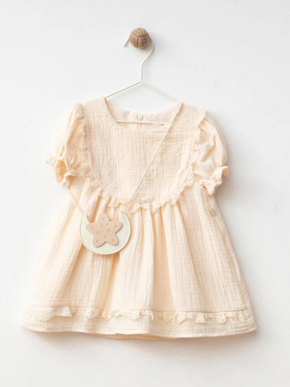 1_0000s_0000s_0004_Layer 148