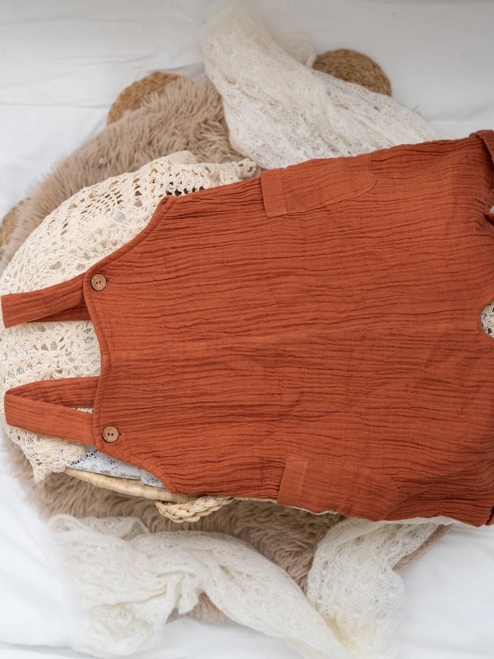 1_0000s_0000s_0004_Layer 162